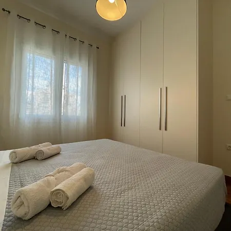 Koukaki Lovely Apartment *